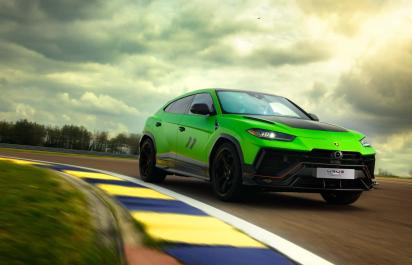 Lamborghini Urus Performante Essenza SCV12 vám len tak nepredajú