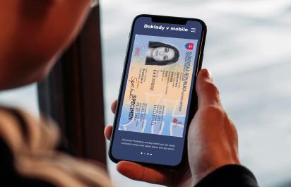 Vláda schválila vodičské preukazy v mobiloch. Kedy začnú platiť a ako si ich vybaviť?