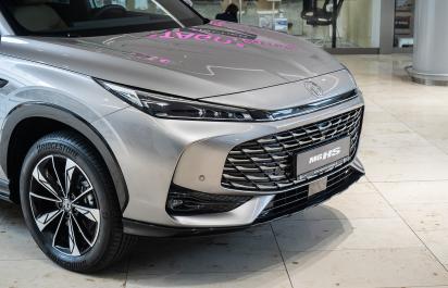 MG HS má byť bestseller, ale bokom neostane ani ZS Hybrid