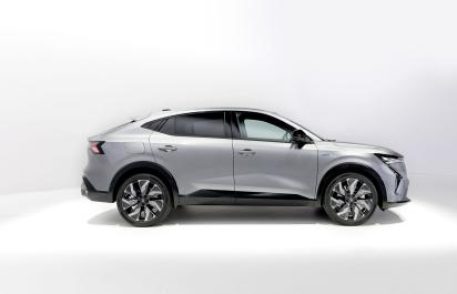 Renault Rafale: Trojvalec s hybridom a zaujímavou cenovkou