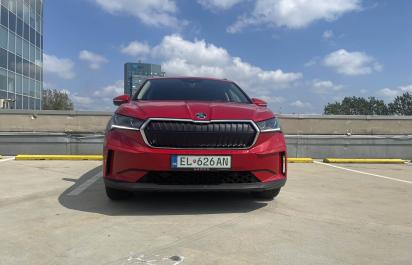 Škoda Enyaq 85: Ako veľmi pomáha nový pohon?