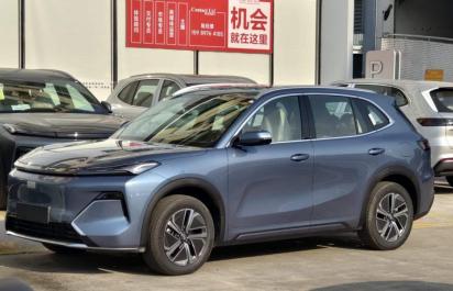 Čínske SUV Geely Starship 7 láka na nízku cenu. Čo dostanete za 13-tisíc eur?