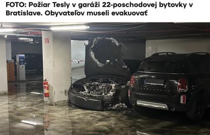 V Bratislave zhorela Tesla, môže ísť o prvý prípad vandalizmu kvôli Elonovi Muskovi? Zatiaľ je to skôr nepravdepodobené