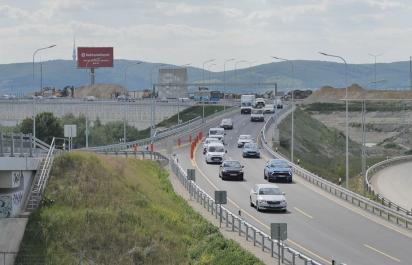 Čiastková úľava pre Bratislavu. Otvorenie vetvy križovatky D1/D4 vyvoláva otázky, ministerstvo sa pochválilo ďalšími úspechmi