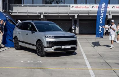 Hyundai Ioniq 9 naživo: Obrovské SUV sme si pozreli na Slovakiaringu