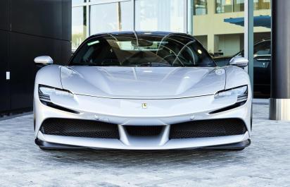 Zvažujete kúpu jazdeného Ferrari? Prvý majiteľ na ňom hrozne prerobil, druhý bude skákať radosťou 