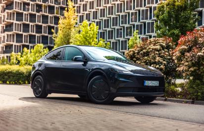 Test: Tesla Model Y RWD Long Range. Odhoďme predsudky a pozrime sa na to auto objektívne!
