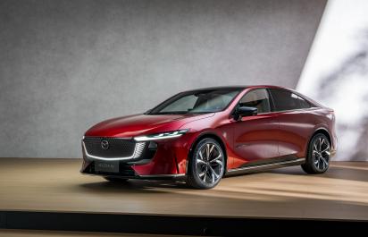 Mazda 6e opravuje svoju najväčšiu slabinu, dostane novú baterku