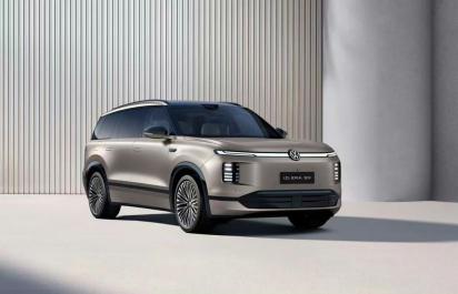 Volkswagen ID.Era 9X na benzín odhalený. Najlepší model od VW sa začne predávať koncom tohto roka na zahraničných trhoch, oplatí sa dovoz?