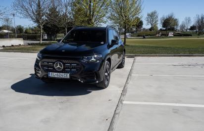Kam až zájde nový Mercedes-Benz GLB 250+? (Prvá jazda)