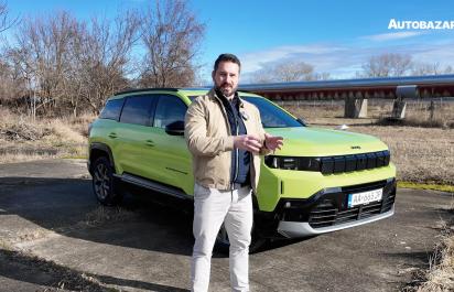 VIDEO Prvý test Jeep Compass 2026: Odolal nezmyselným trendom v autopriemysle, ale nevyhol sa znižovaniu nákladov na výrobu