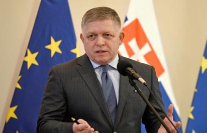 Slovensko bude mať dvojité ceny nafty. Vláda a Slovnaft pristupujú k ráznym krokom, ceny pre bežných motoristov budú nižšie