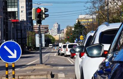 Po tomto už na žltú na semafore radšej neprejdete. Ak ste v križovatke a rozsvieti sa červená, máte problém
