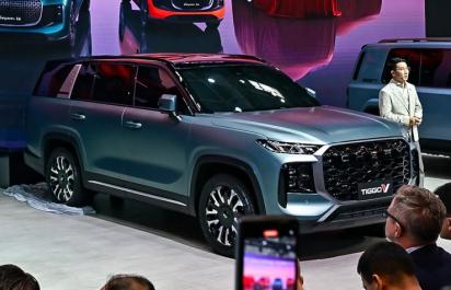 Na Slovensko prichádza prvé modulárne SUV-pickup Chery Tiggo V. Naživo z čínskeho autosalóna