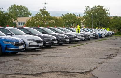 Polícia dostala desiatky nových neoznačených áut. Koľko stoja a koľko štát minul v poslednom období?