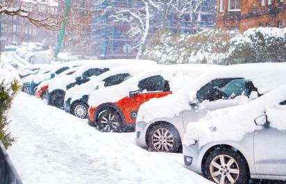 Ako naštartovať auto s vybitou batériou: 4 overené spôsoby