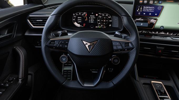 Cupra Formentor eTSI