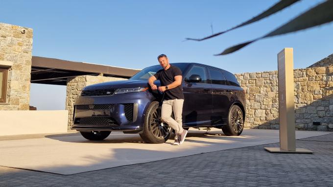 Range Rover Sport SV Bespoke Nocturne (2026)