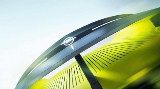 Opel GSe(koncept 2025)/Opel Manta 400 2025, elektrický špeciál IAA Mobility 2025