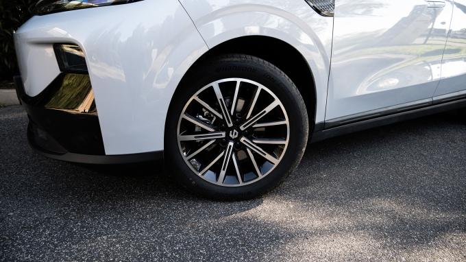 Leapmotor B10 Hybrid EV