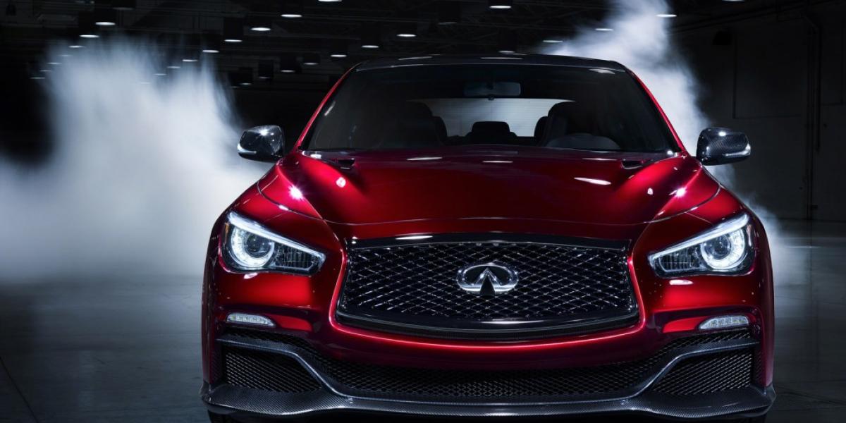 Infiniti Q50 Eau Rouge, legendárne meno, ponúkne legendárny zážitok?