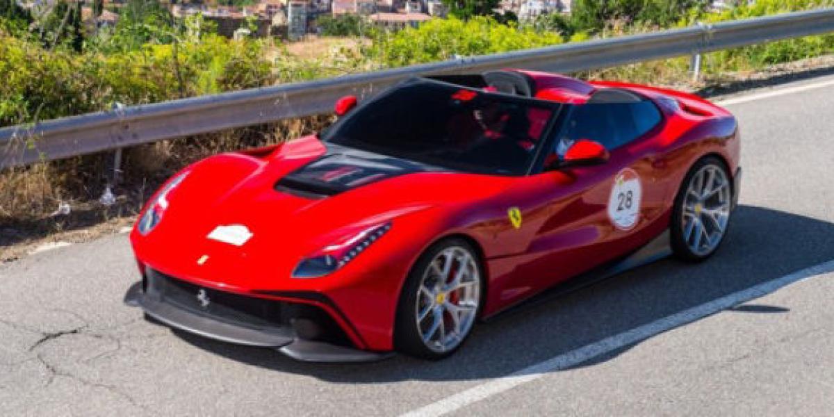 Nový svetový unikát: Ferrari F12 TRS za 3,1 milióna eur! 