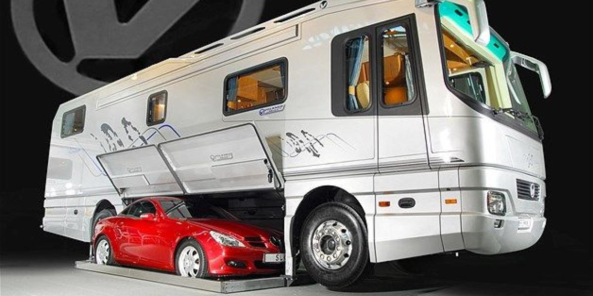 Najväčší luxus na kolesách: Mobilný dom s garážou alebo obojživelný karavan?
