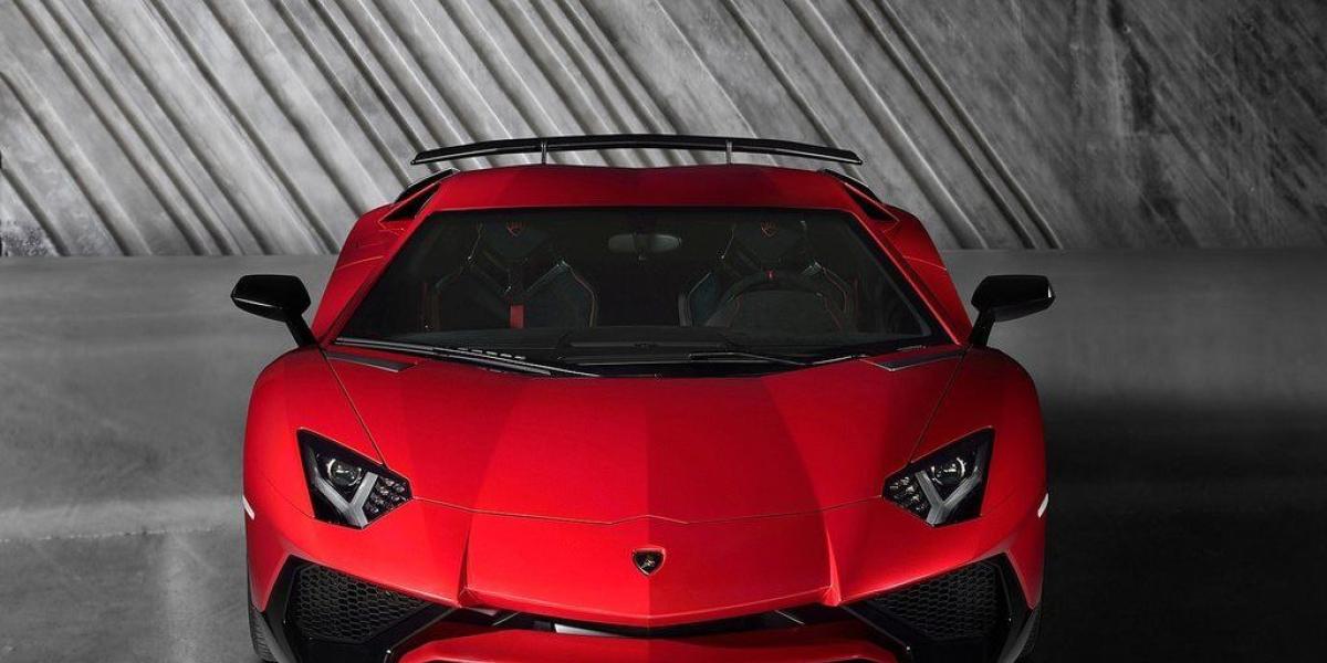 Aventador SuperVeloce, alebo 50 koní navyše s príplatkom 72 000 eur!