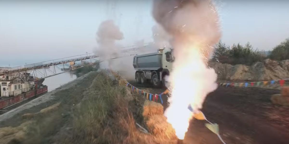 Video: Volvo riadi 4-ročné dievčatko!