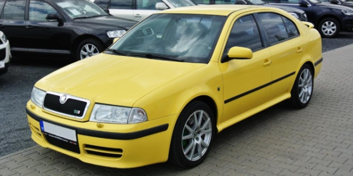 Škoda Octavia RS: pretekár pre chalupárov – 1. časť