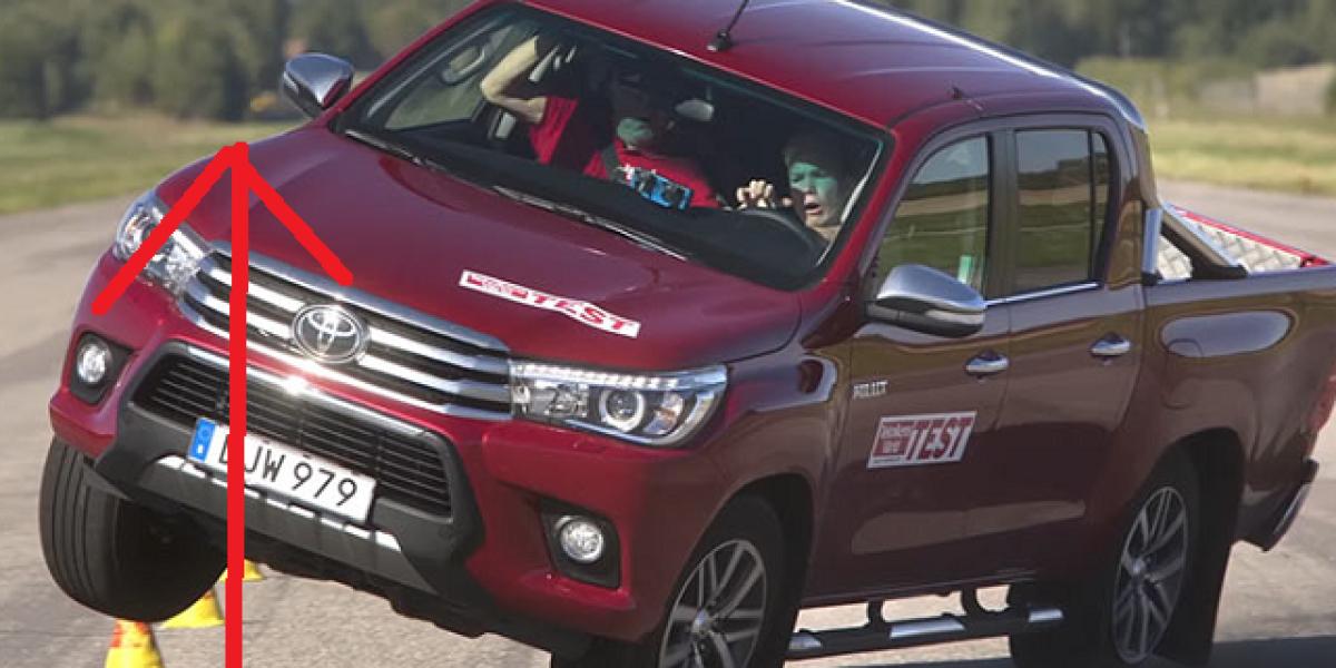 Fail Test: Nikdy nesadaj do novej Toyoty Hilux!