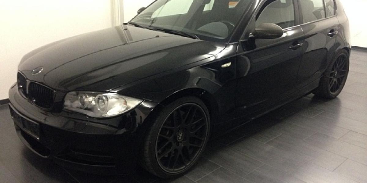 BMW 1, 4.0 V8? Tento krpec schová aj M3-ku!