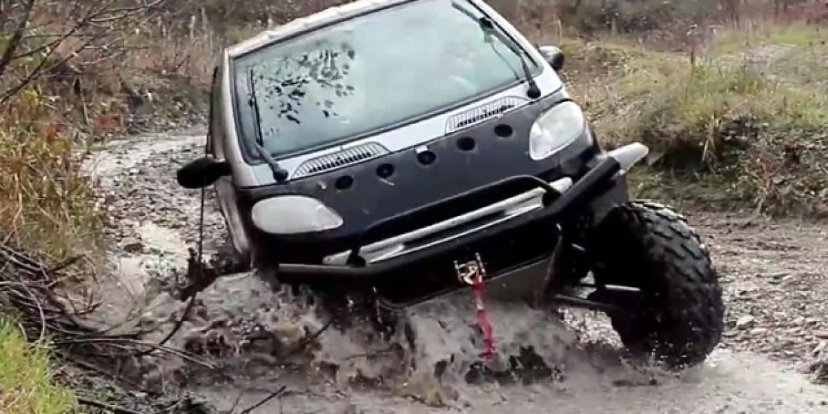 Video: Offroadové šialenstvo so Smartom! 
