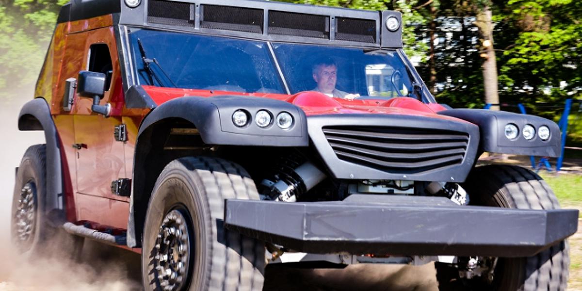 Funter 4x4x4: Samostatný pohyb a brzdenie všetkých kolies + jazda bokom! 