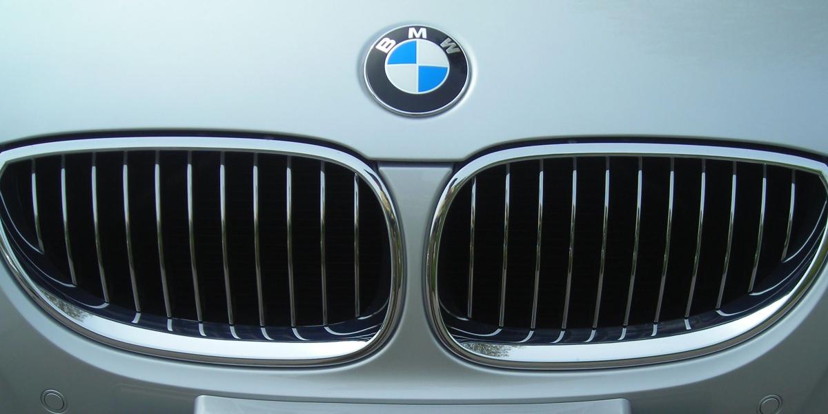 Predná maska BMW sa bude meniť K horšiemu!