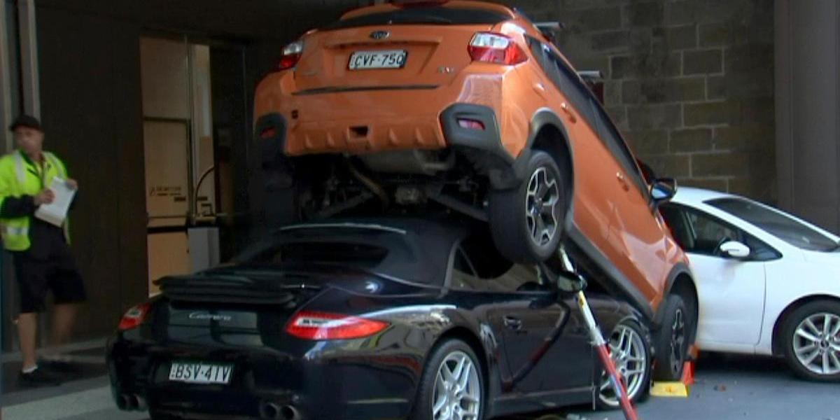 VIDEO: Hotelový poslíček parkoval Porsche, takto to skončilo!
