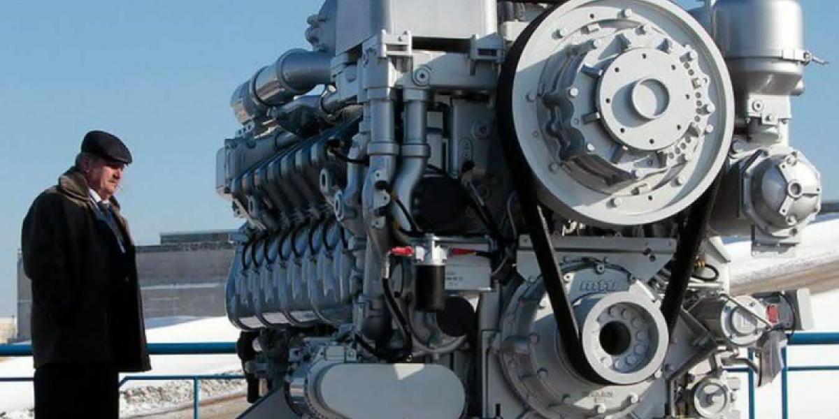 Motor so spotrebou 1 300 l/100 km! Najsmädnejší na svete!