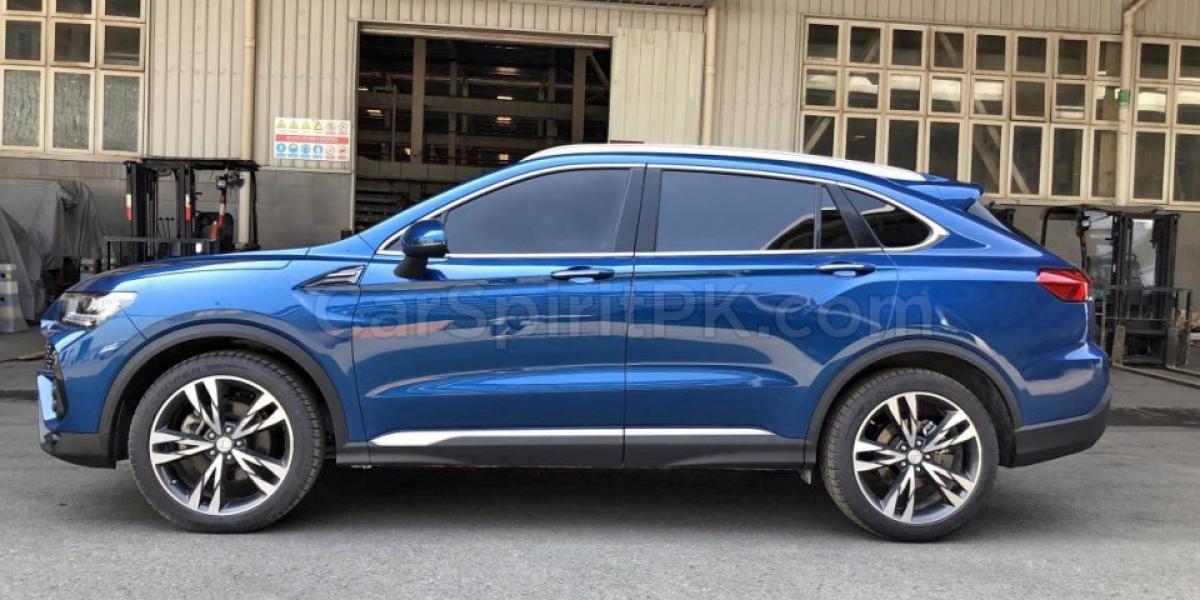 Čínska kópia Lamborghini Urus za menej ako 14 000€!