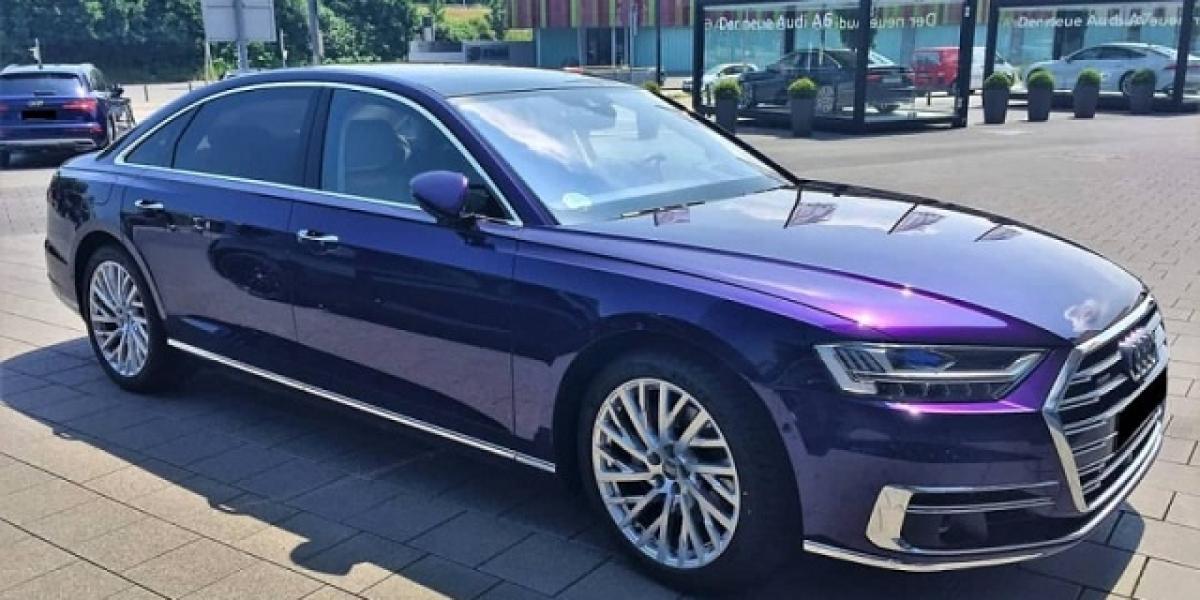 Exkluzívne Audi A8: Zamatová Velvet Purple valcuje internet!