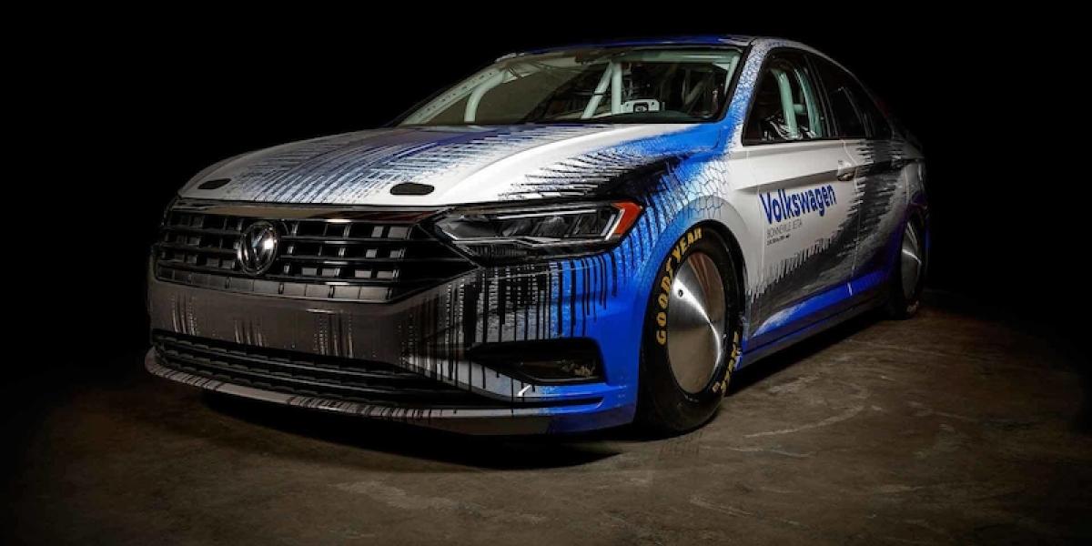 Tento VW Jetta dá 335 km/h! 