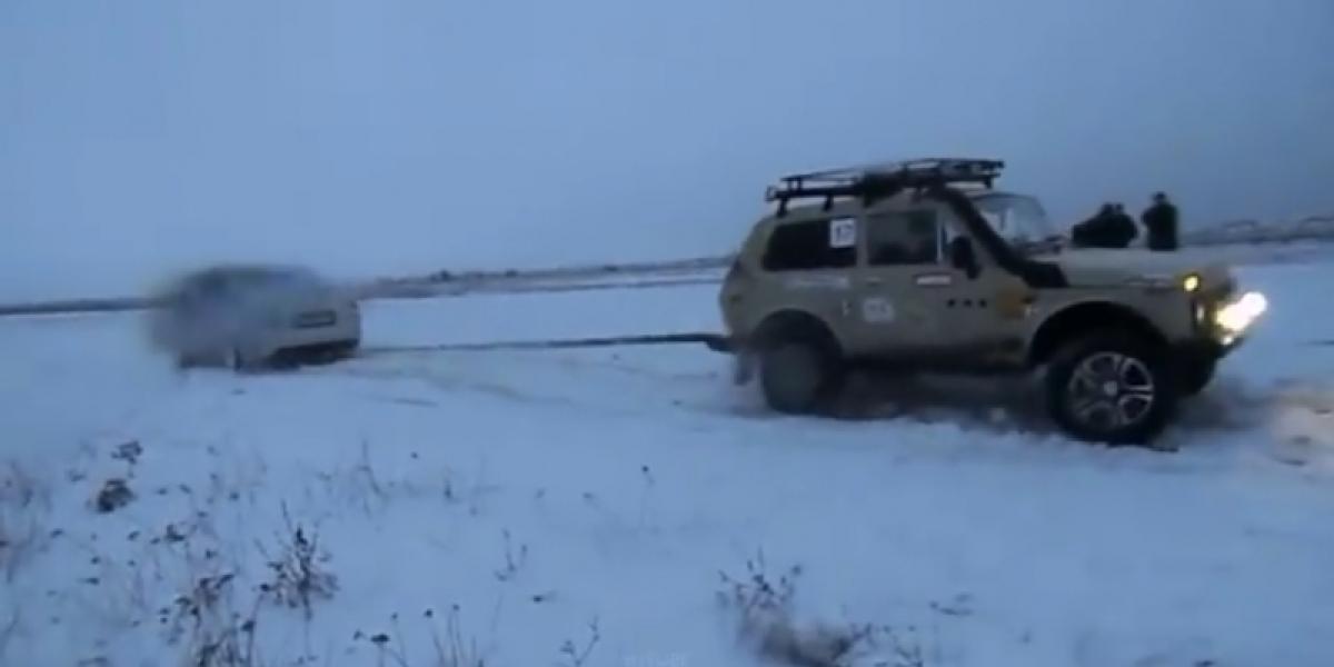 VIDEO: Lada Niva vs. Audi S6 Quattro!!