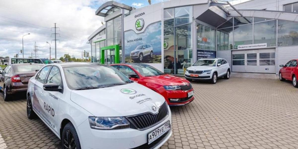 Rusi ukradli 18 áut Škoda z predajne, nikto si to nevšimol!