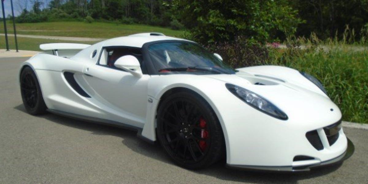 Za 1 120 000 € sa predáva auto s maximálkou 447 km/h!