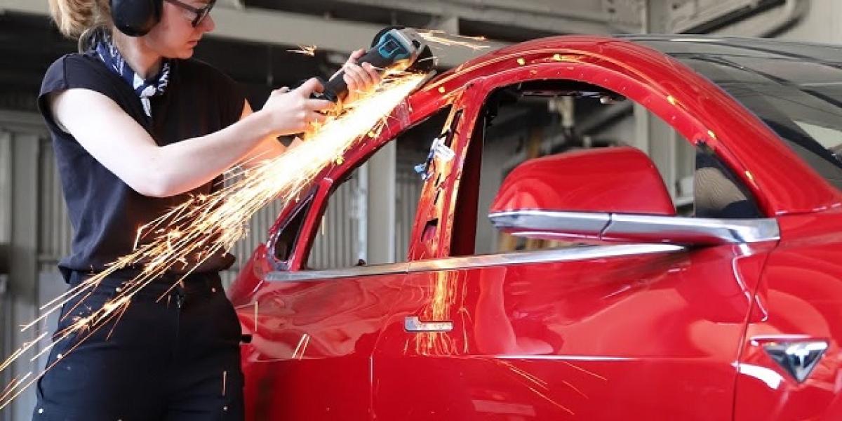Žena prerobila Model 3 na vysnívaný Tesla super pick-up