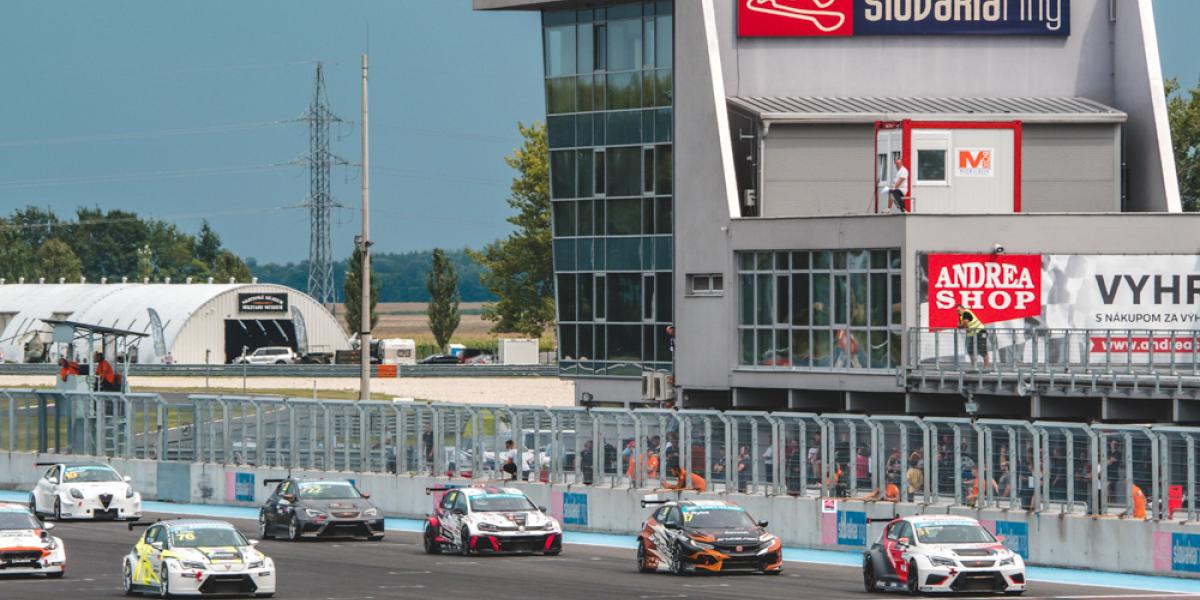 Veľká cena SR 2019 opäť priniesla krásne motoristické divadlo!