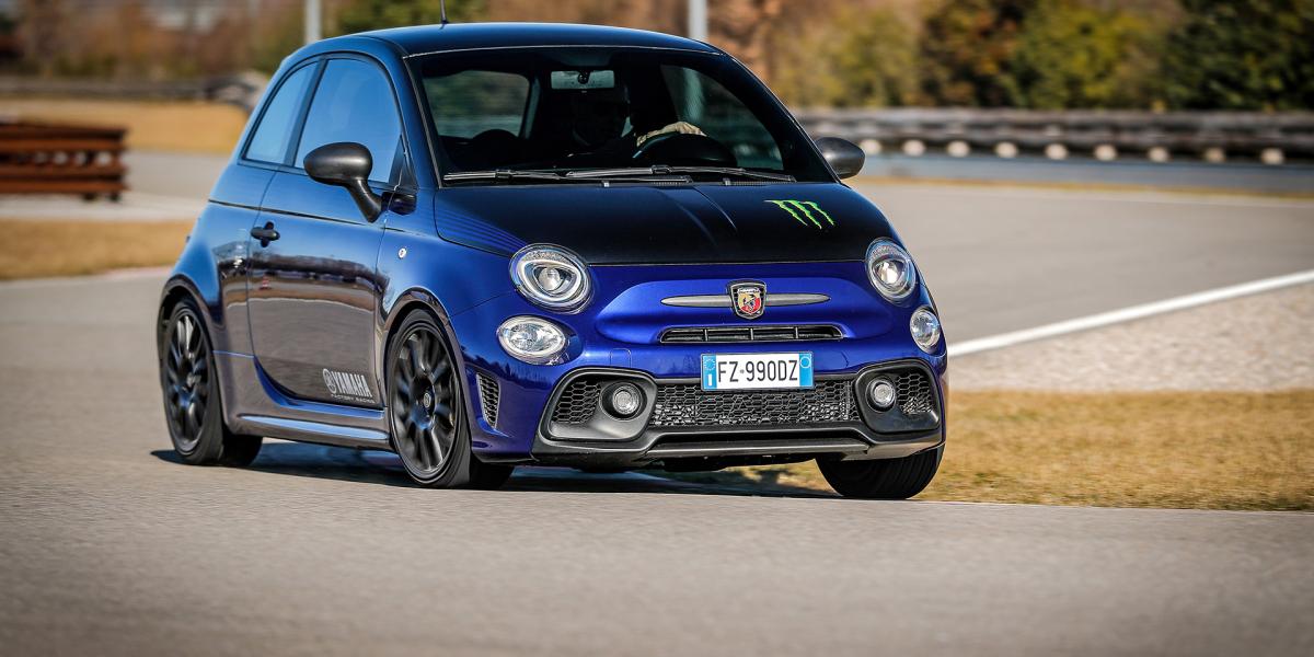 Abarth ukázal špeciálnu sériu 595 s Yamahou