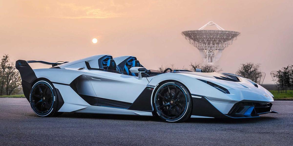 Lamborghini postavilo auto bez čelného skla na normálne cesty