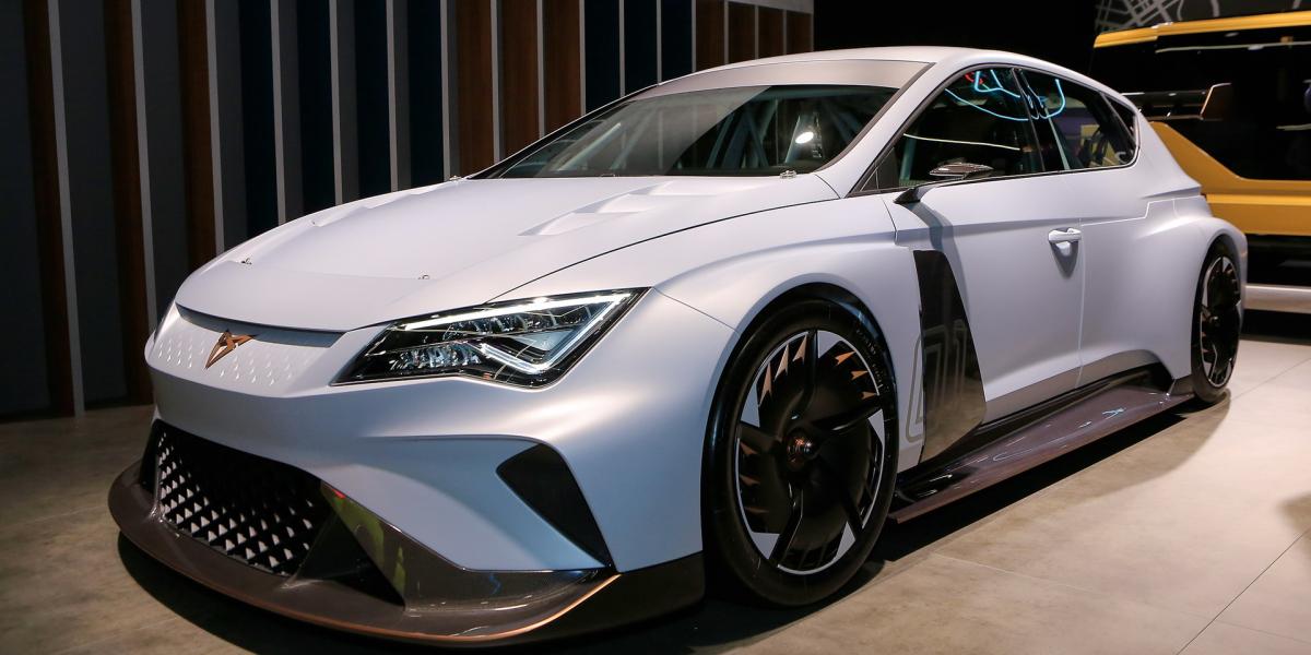 Španielsky konkurent Golfu GTI. Cupra Leon dostala 310 koní!