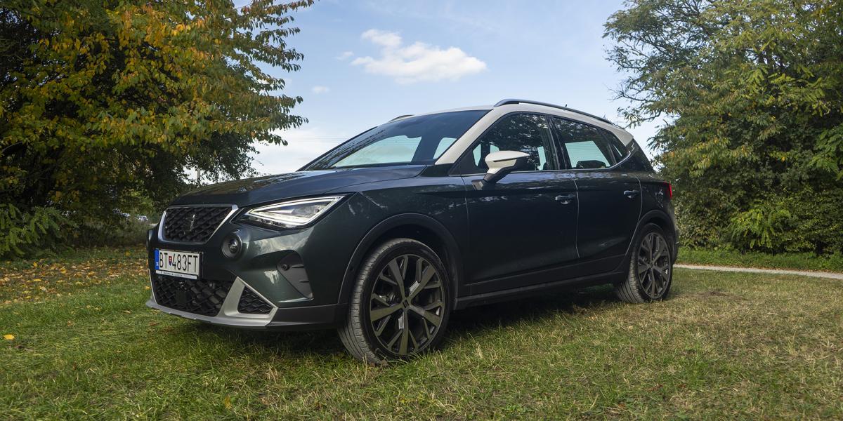 SEAT Arona je auto vhodné aj do mesta, inovácia ho ešte zlepšila