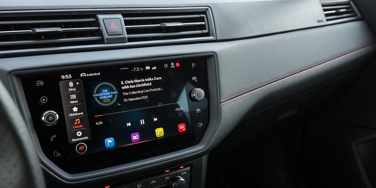 Počúvate v aute automobilové podcasty? Tu je prehľad slovenských